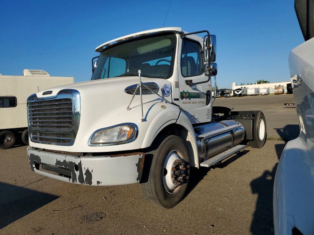 2019 FREIGHTLINER M2