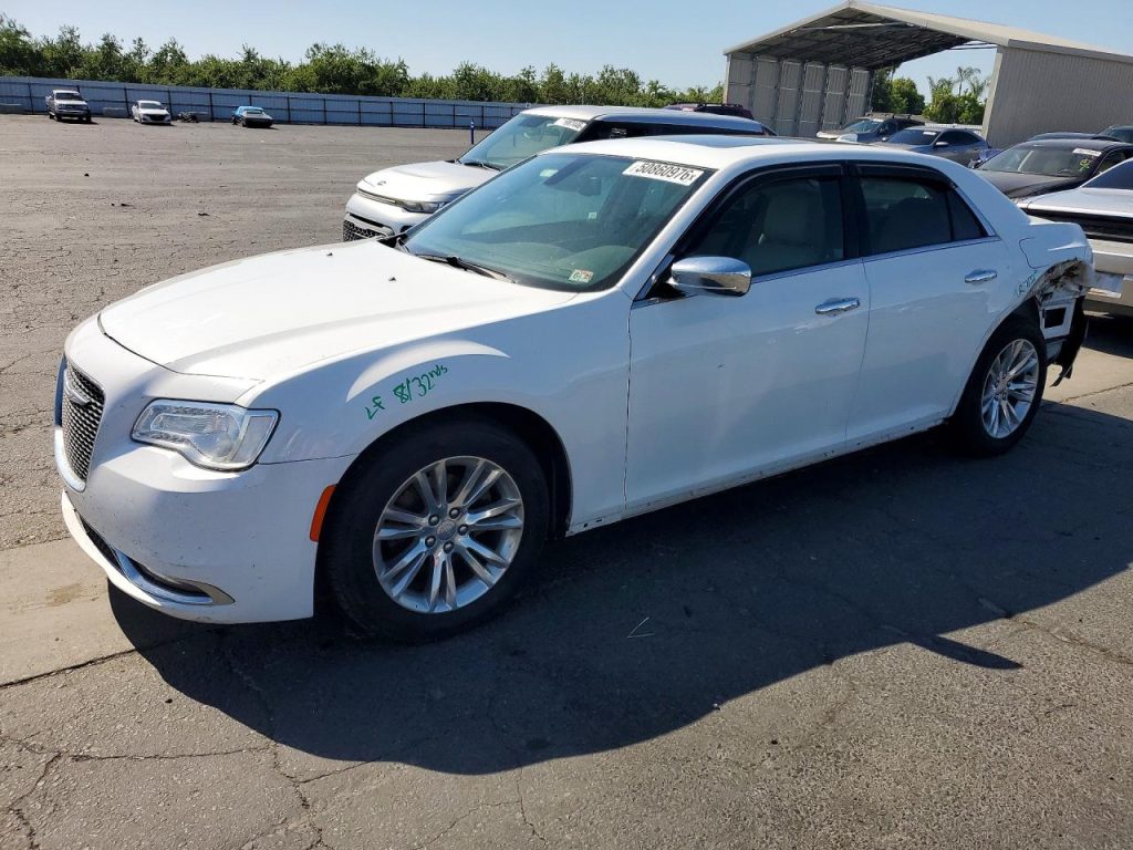 2017 CHRYSLER 300C
