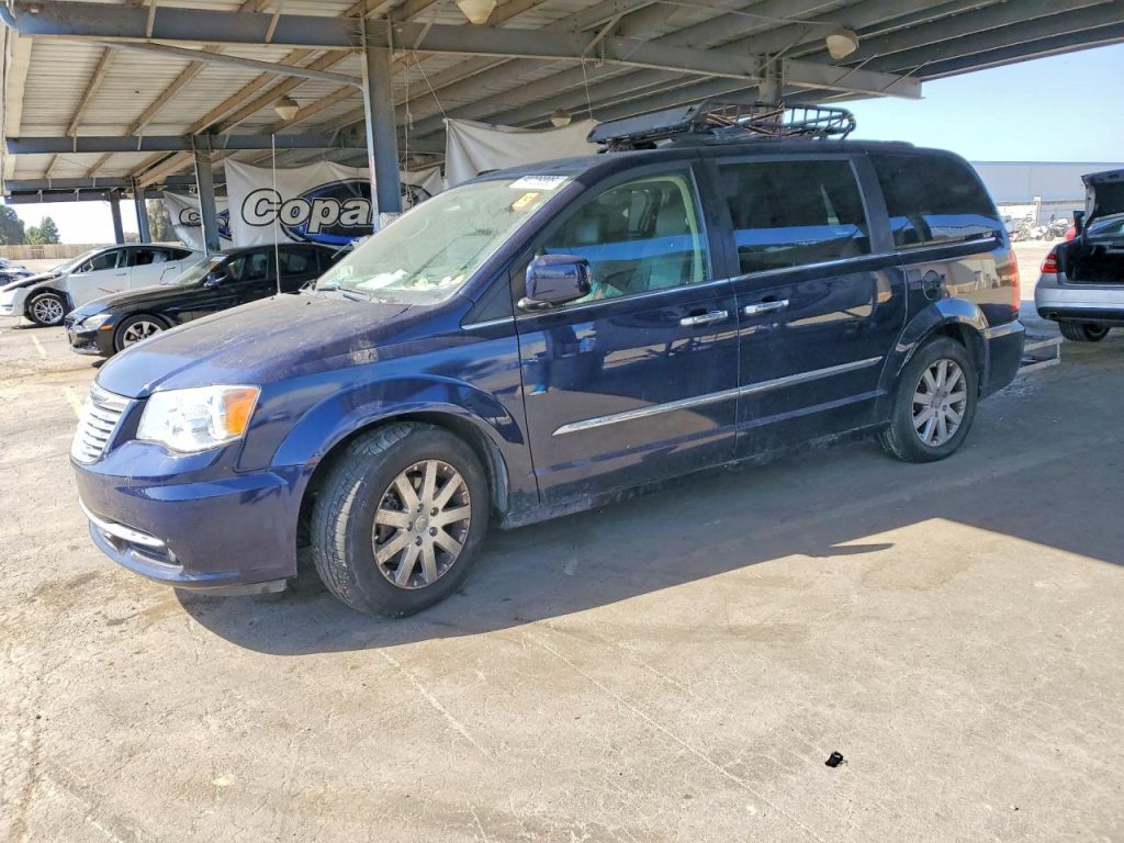 2015 CHRYSLER TOWN & COUNTRY