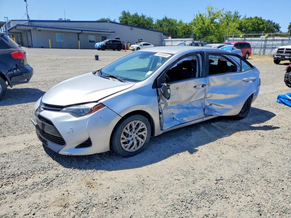 2019 TOYOTA COROLLA