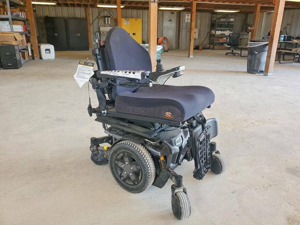 2025 AUTOCAR INDUSTRIES WHEELCHAIR