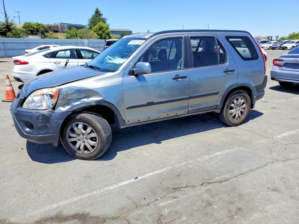2005 HONDA CR-V