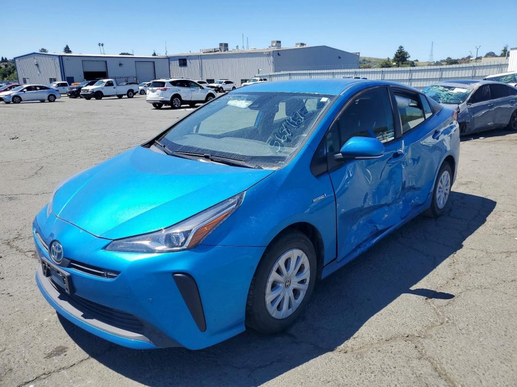 2022 TOYOTA PRIUS