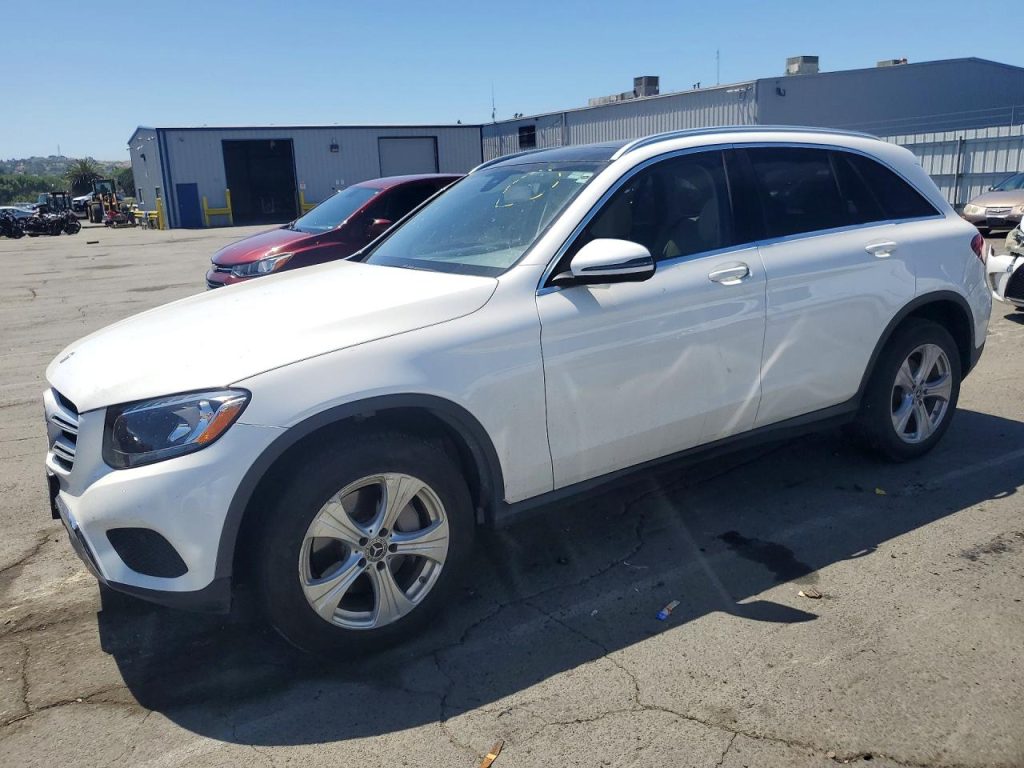 2018 MERCEDES-BENZ GLC
