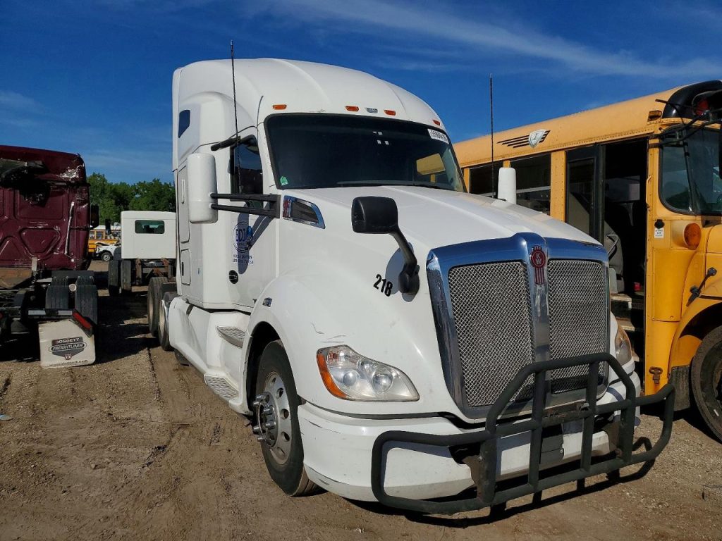 2018 KW T680