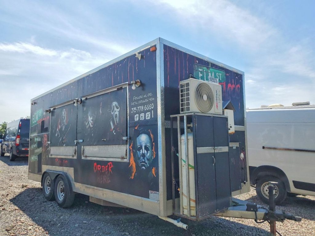 2019 UNRUH TRAILERS