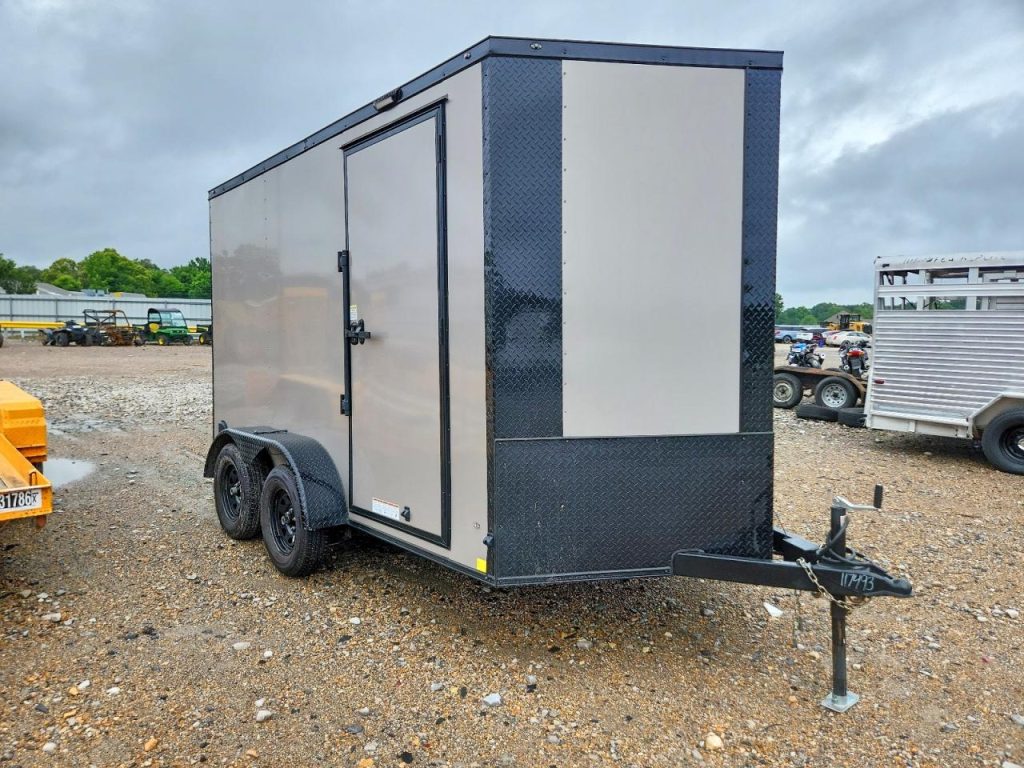 2026 DIAMOND CARGO UNKNOWN