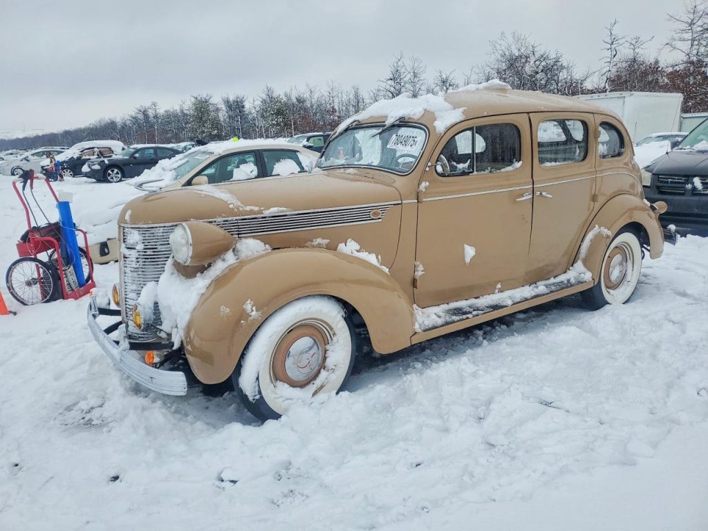 1937 DESOTO HAWKEYE