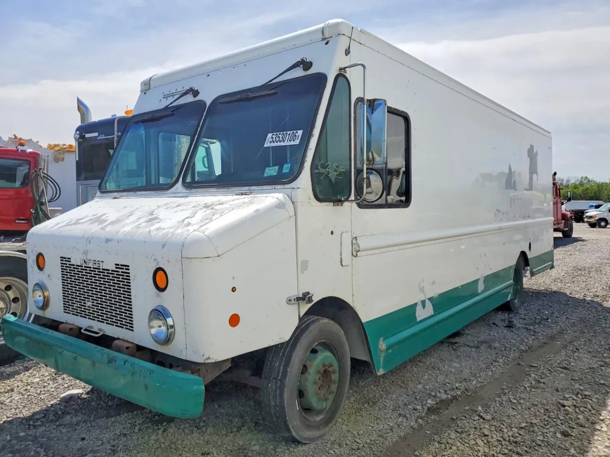 2009 WORKHORSE COMMERCIAL CHASSIS