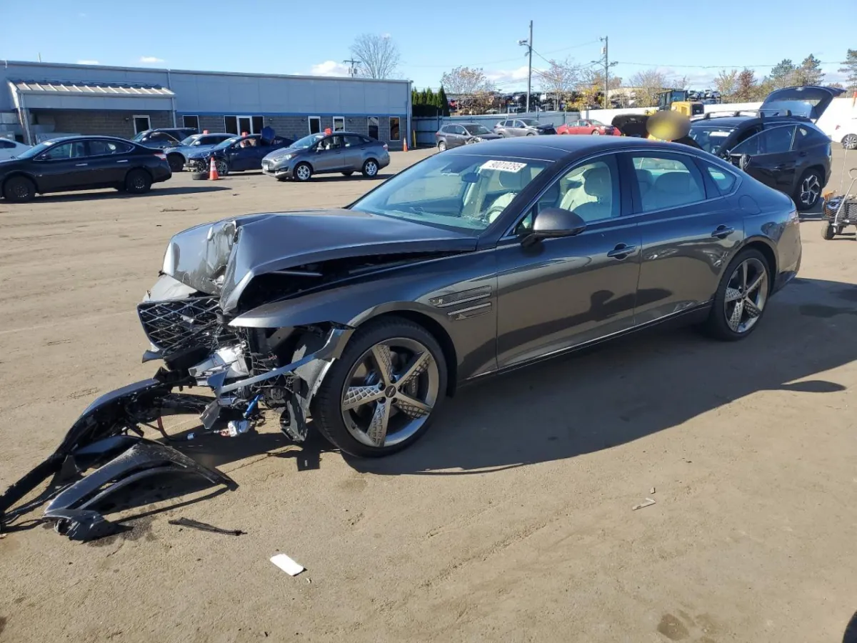 2025 GENESIS G80