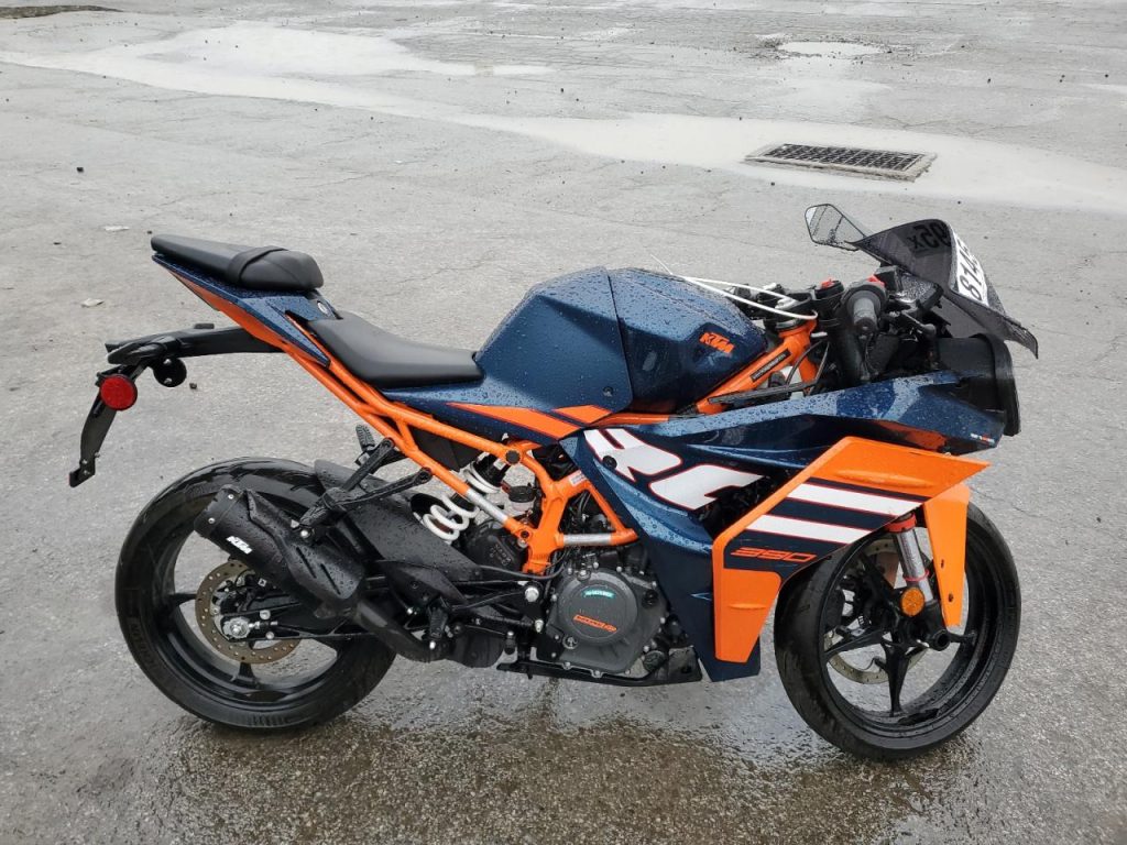 2024 KTM 390