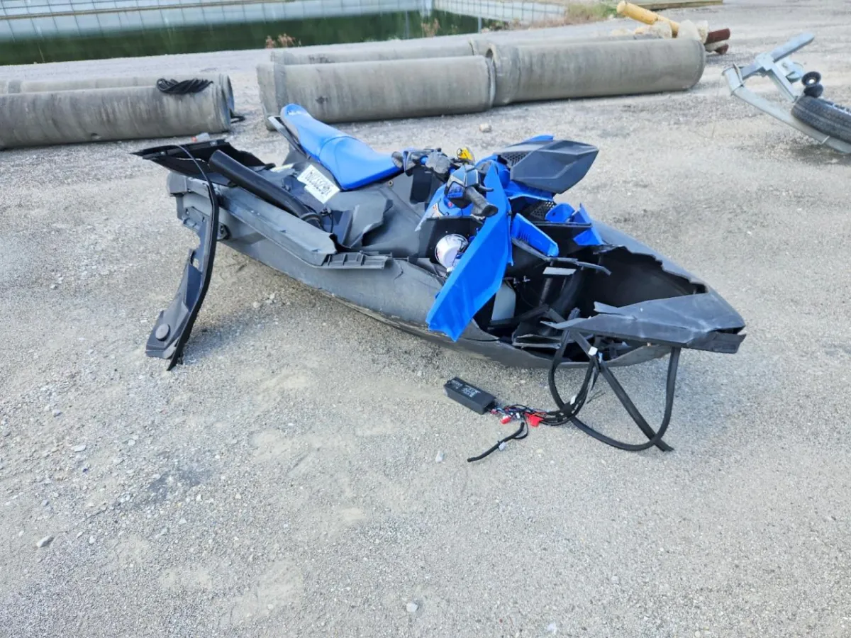 2022 SEA DOO SPARK