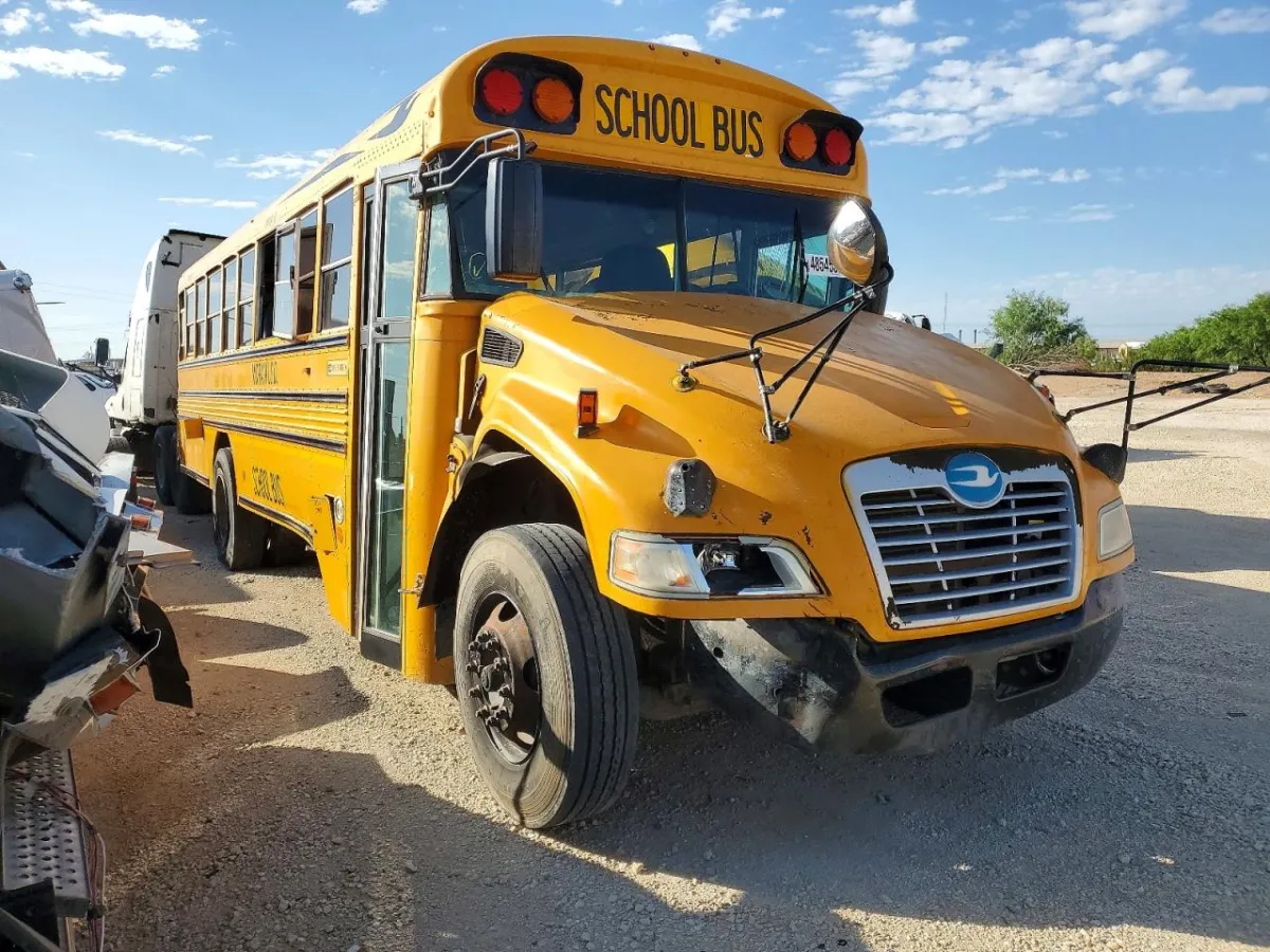 2015 BLUBIRD SCHOOL BUS / TRANSIT BUS