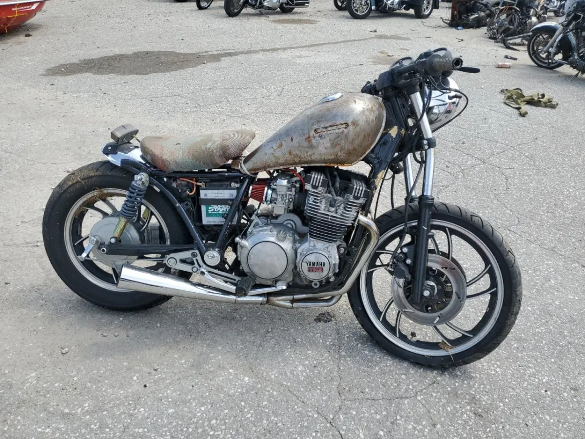 1982 YAMA XJ650