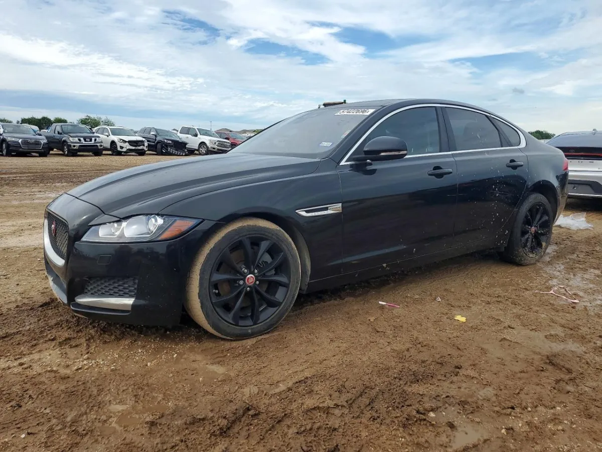 2017 JAGUAR XF